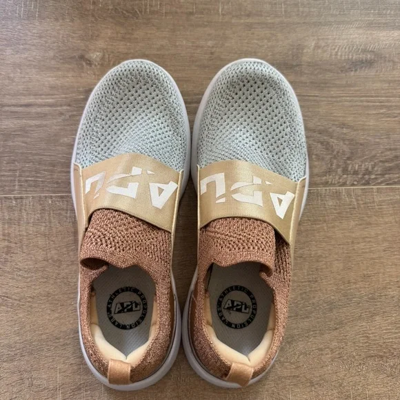 APL Techbloom Bliss Running Walking Shoes Rose Gold/ Champagne - Picture 2 of 7